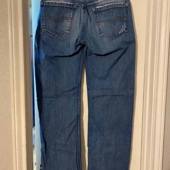Diesel brand, men’s jeans, size 32w 34l - Picture 2 of 4